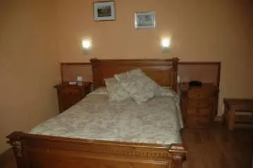 Konukevi Suizo Granada